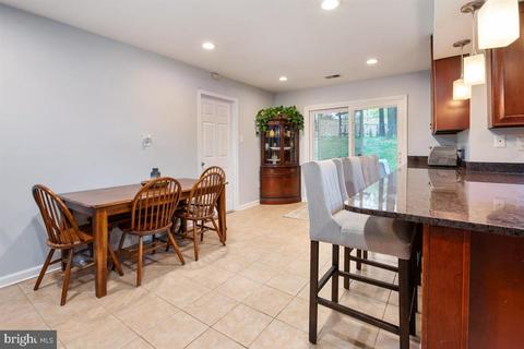 8803 Gramercy Ln, Laurel, MD 20708 photo 13