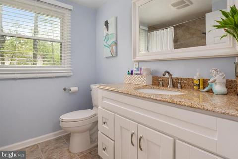 8803 Gramercy Ln, Laurel, MD 20708 photo 25