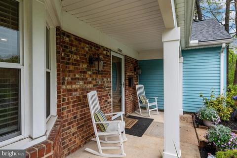 8803 Gramercy Ln, Laurel, MD 20708 photo 4