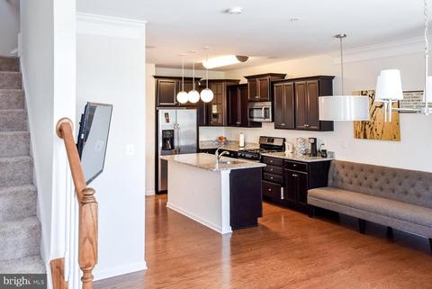 9100 Ruby Lockhart Blvd #1, Lanham, MD 20706 photo 7