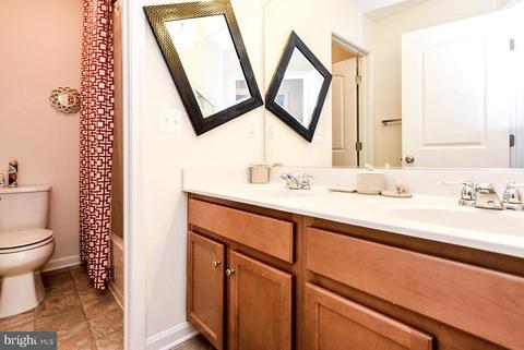 9100 Ruby Lockhart Blvd #1, Lanham, MD 20706 photo 33