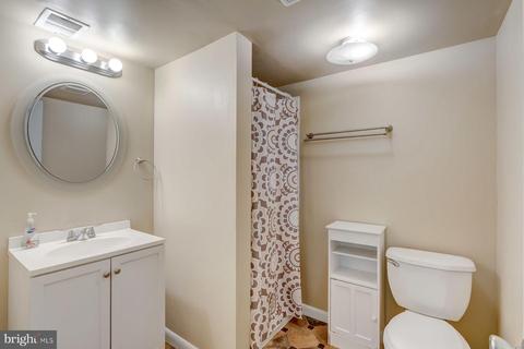 11615 Lighthouse Dr, Laurel, MD 20708 photo 34