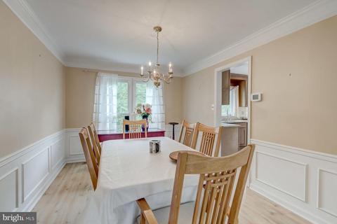 11615 Lighthouse Dr, Laurel, MD 20708 photo 9