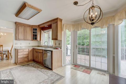 11615 Lighthouse Dr, Laurel, MD 20708 photo 13