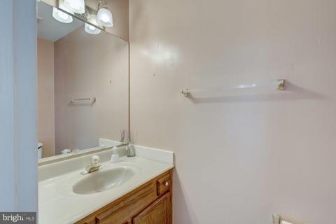 11615 Lighthouse Dr, Laurel, MD 20708 photo 17
