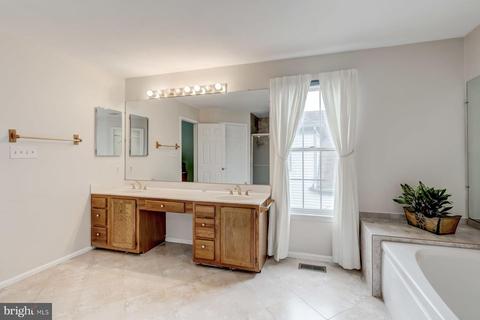 11615 Lighthouse Dr, Laurel, MD 20708 photo 28