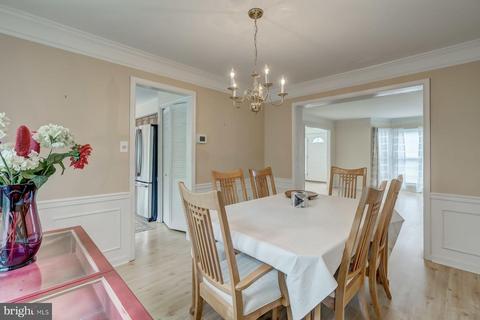11615 Lighthouse Dr, Laurel, MD 20708 photo 10