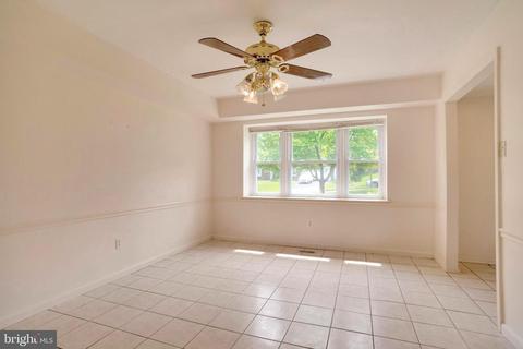 12202 Barclay Pl, Laurel, MD 20708 photo 5