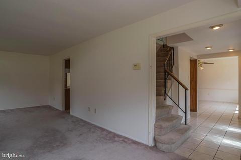 12202 Barclay Pl, Laurel, MD 20708 photo 6