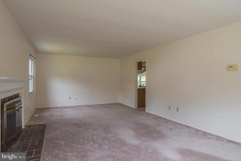 12202 Barclay Pl, Laurel, MD 20708 photo 8