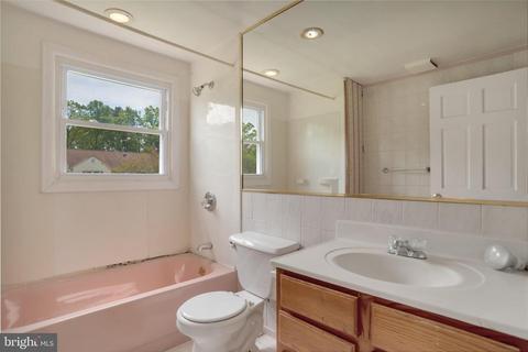 12202 Barclay Pl, Laurel, MD 20708 photo 28