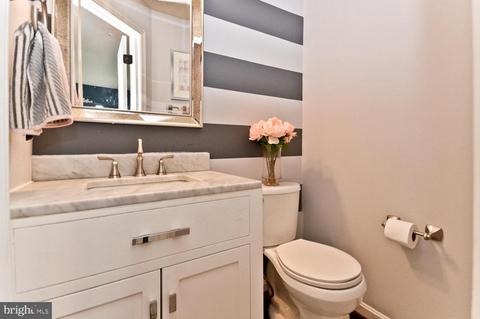 6310 Kinsey Ter, Lanham, MD 20706 photo 17