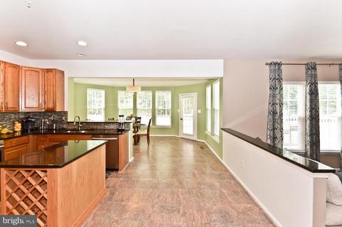 6310 Kinsey Ter, Lanham, MD 20706 photo 6