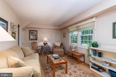 8808 Gramercy Ln, Laurel, MD 20708 photo 15