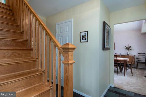 8808 Gramercy Ln, Laurel, MD 20708 photo 7