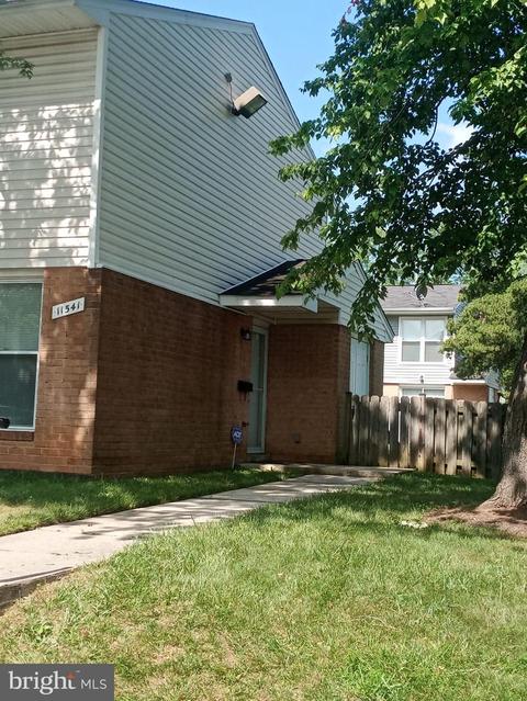 11541 Laurelwalk Dr, Laurel, MD 20708 photo 1