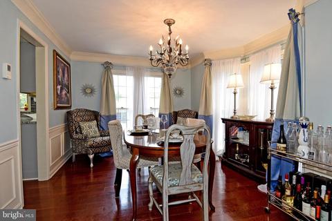 8904 Admiral Dr, Laurel, MD 20708 photo 10