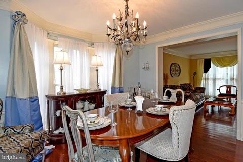 8904 Admiral Dr, Laurel, MD 20708 photo 19