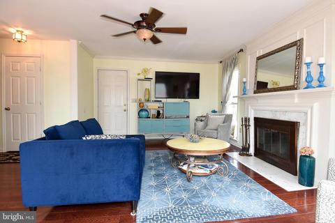 8904 Admiral Dr, Laurel, MD 20708 photo 16