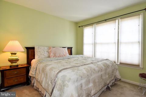 8904 Admiral Dr, Laurel, MD 20708 photo 35