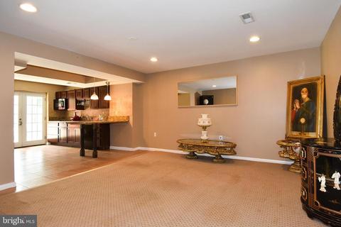 8904 Admiral Dr, Laurel, MD 20708 photo 41