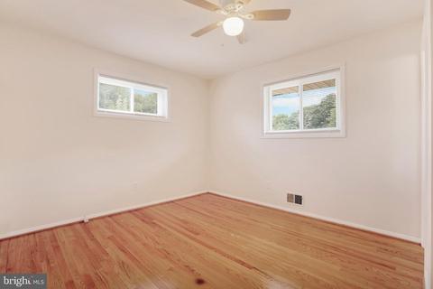 9201 Rolling View Dr, Lanham, MD 20706 photo 21