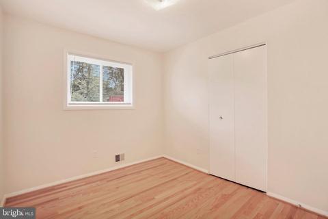 9201 Rolling View Dr, Lanham, MD 20706 photo 19