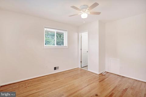 9201 Rolling View Dr, Lanham, MD 20706 photo 22