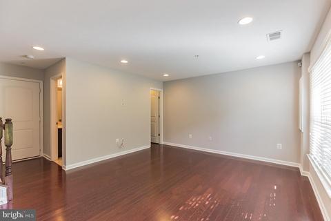 2535 Standifer Pl, Lanham, MD 20706 photo 2