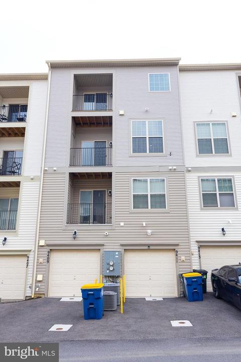 9411 Geaton Park Pl, Lanham, MD 20706 photo 26
