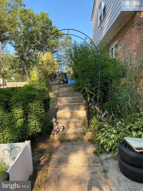 8502 Chervil Rd, Lanham, MD 20706 photo 5