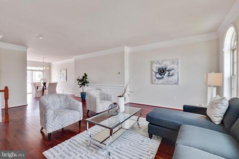 9002 Ruby Lockhart Blvd, Lanham, MD 20706 photo 7