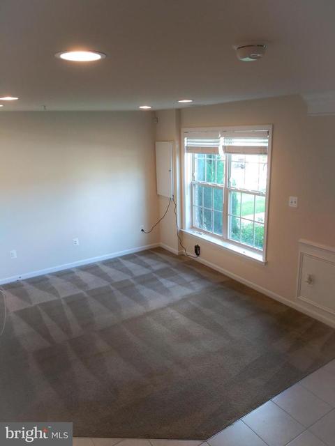 9826 Smithview Pl, Lanham, MD 20706 photo 3