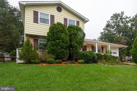 8316 Montpelier Dr, Laurel, MD 20708 photo 2