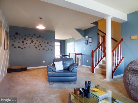 9802 Smithview Pl, Lanham, MD 20706 photo 8