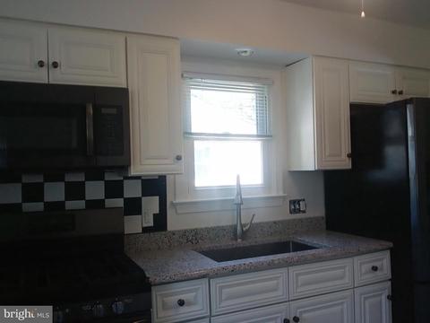 9321 Bandera St, Lanham, MD 20706 photo 40