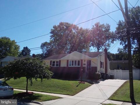 9321 Bandera St, Lanham, MD 20706 photo 4