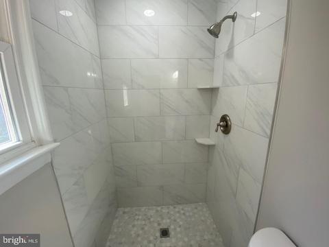 10404 Dee Ln, Clinton, MD 20735 photo 17