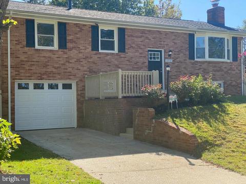 10404 Dee Ln, Clinton, MD 20735 photo 1