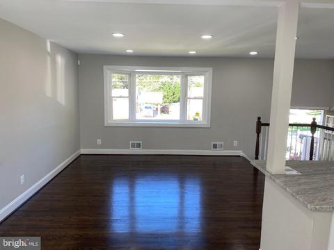 10404 Dee Ln, Clinton, MD 20735 photo 5