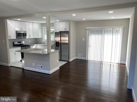 10404 Dee Ln, Clinton, MD 20735 photo 6