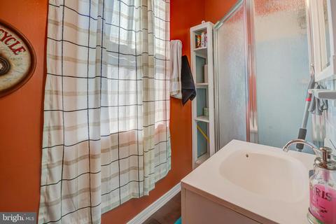9504 Franklin Ave, Lanham, MD 20706 photo 25