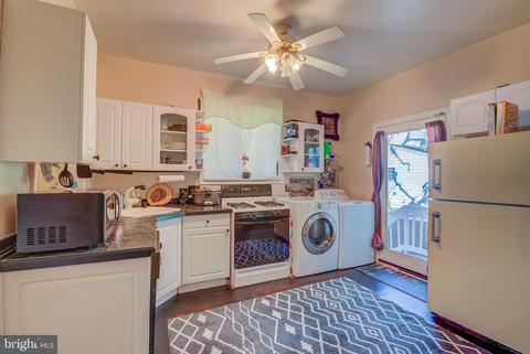 9504 Franklin Ave, Lanham, MD 20706 photo 11