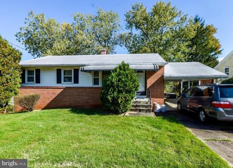 7547 Newberry Ln, Lanham, MD 20706 photo 1