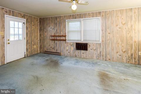7547 Newberry Ln, Lanham, MD 20706 photo 11