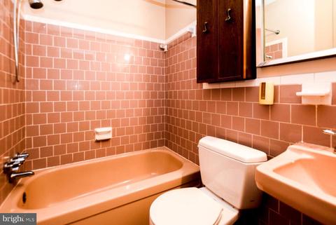 7547 Newberry Ln, Lanham, MD 20706 photo 13