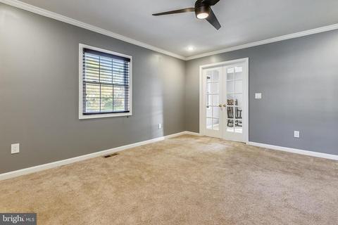 8711 Graystone Ln, Laurel, MD 20708 photo 32