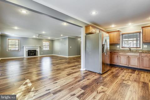 8711 Graystone Ln, Laurel, MD 20708 photo 15