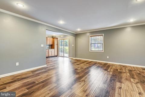 8711 Graystone Ln, Laurel, MD 20708 photo 8