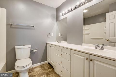 8711 Graystone Ln, Laurel, MD 20708 photo 24